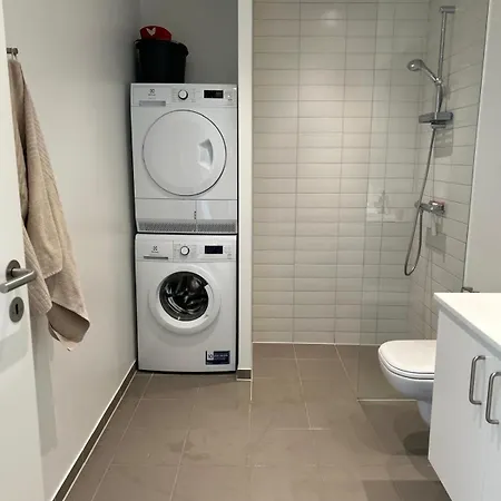 Modern By And Metro Vallensbaek